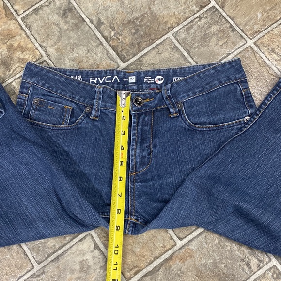 RVCA Jeans 8” Rise, Medium Blue Wash - Picture 10 of 11